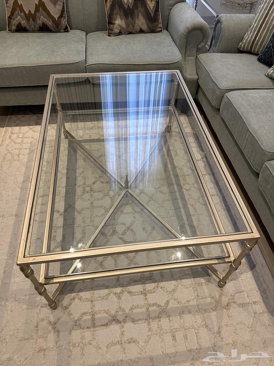 للبيع طاولة قهوه أنيقه64385523446145113