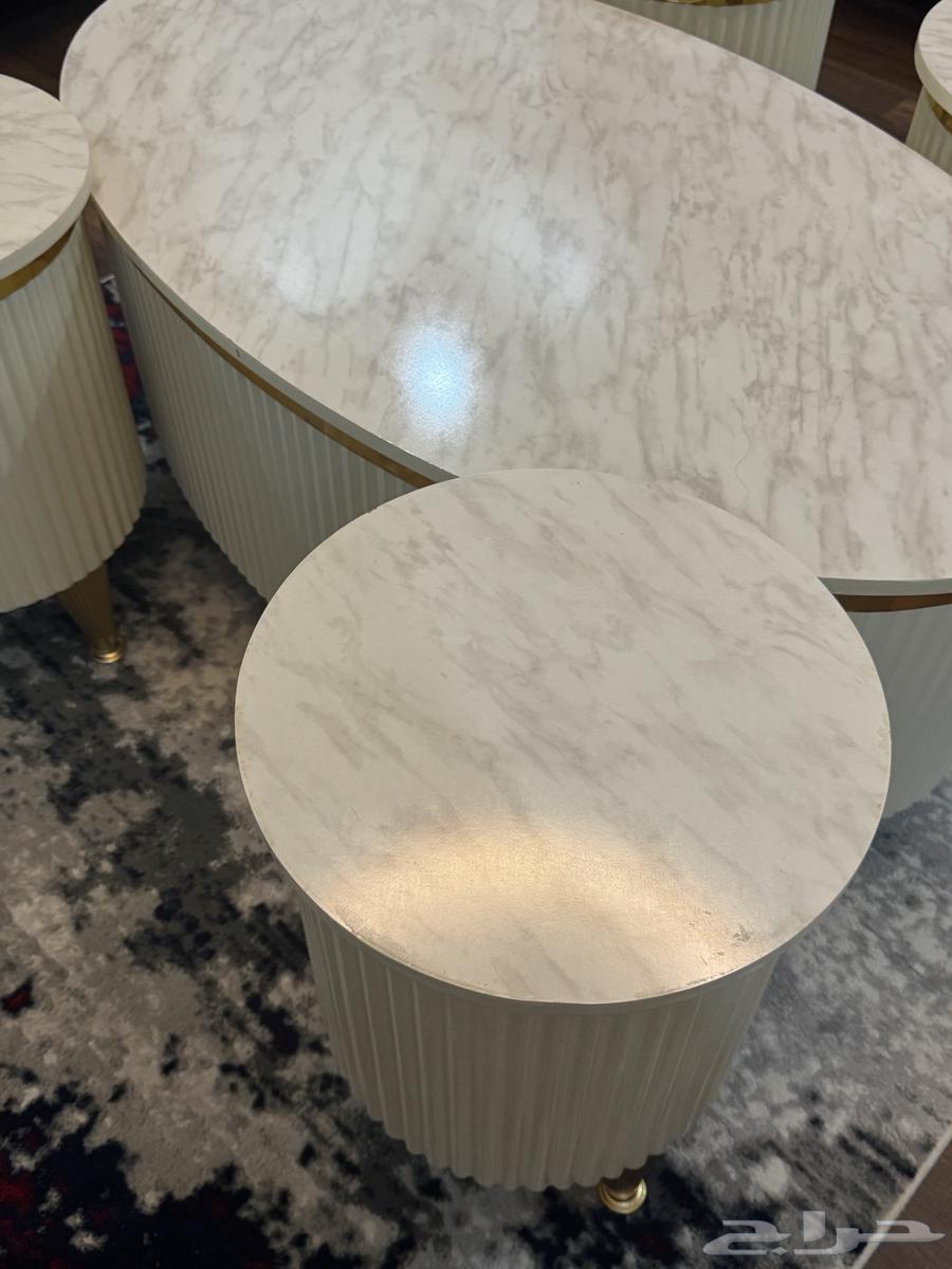 طقم طاولات كبيره مع 5خدمه64388784692737111