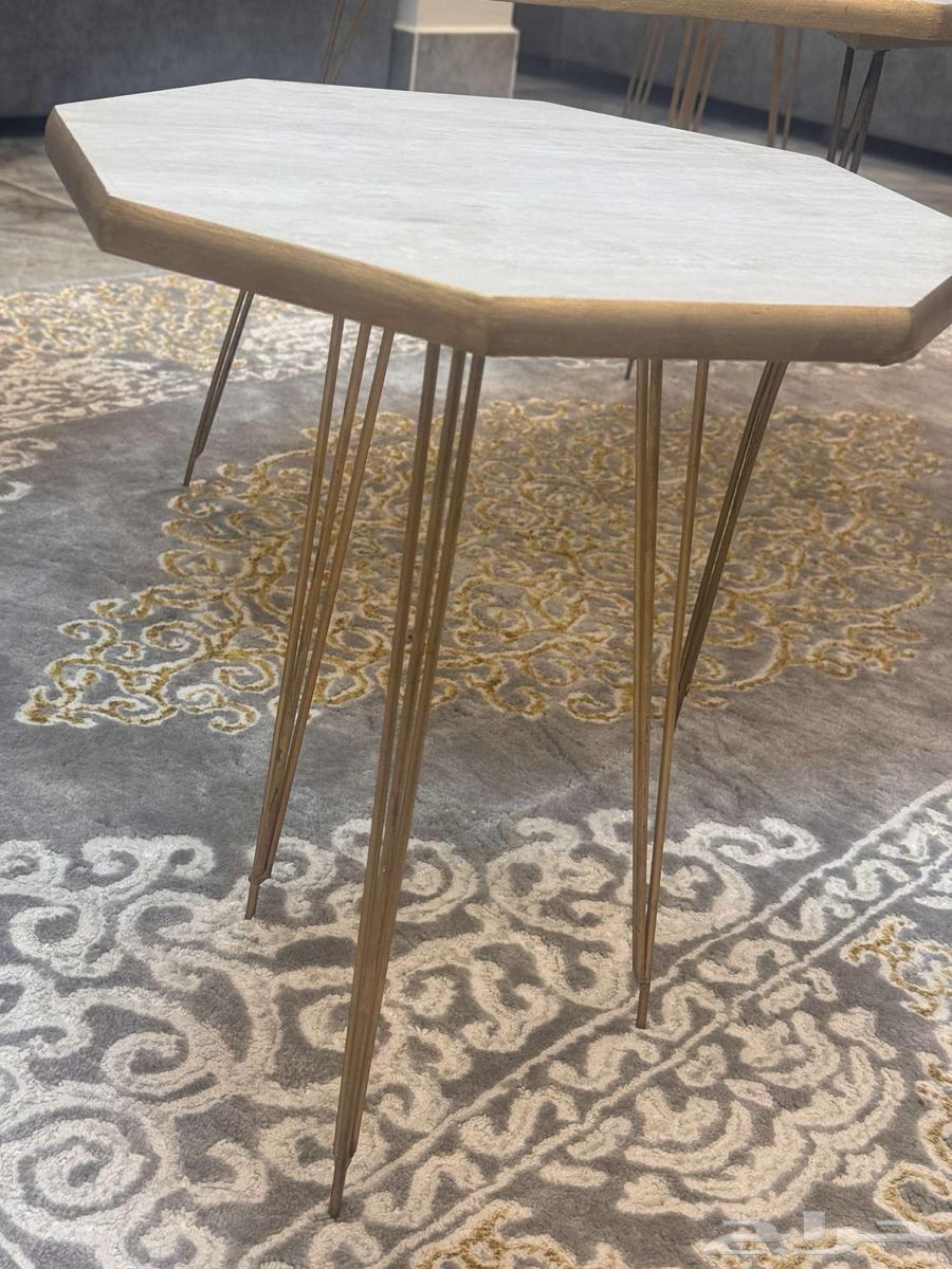 طاولة خدمه64384938904706110