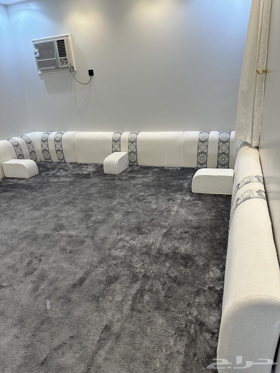 مساند مجلس جديده لها شهرين نظيفة ماشاءالله64391549739651110