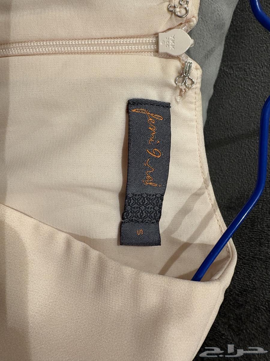 فستان من فيمي ناين64392101072898113