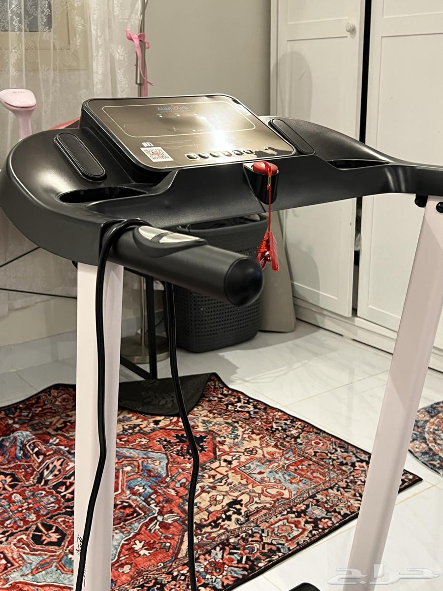Clean treadmill, very easy to use64390277866369113