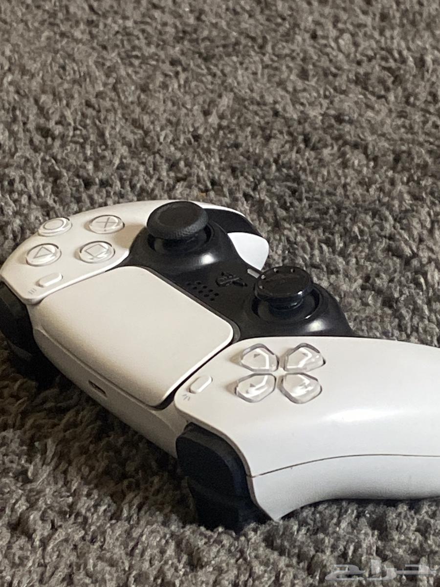 يد سوني 564394703696130112