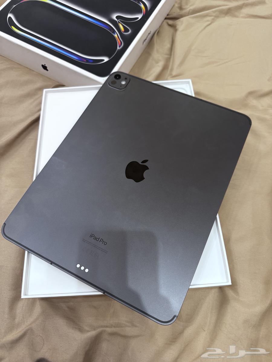 ايباد برو 13 انش 512GB استخدام يومين فقط اخو الجديد64388757279747111
