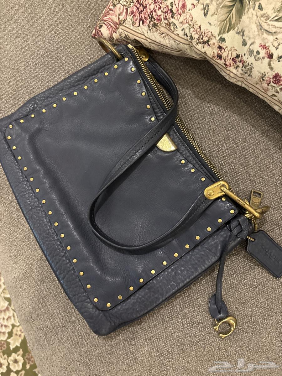 شنطه كوتش مستعمله استعمال نظيف64378527890946111