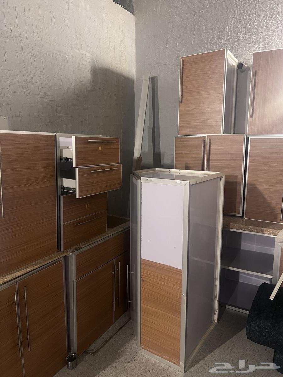 عندي بوتجاز ودولاب مطبخ للبيع64392264306946111