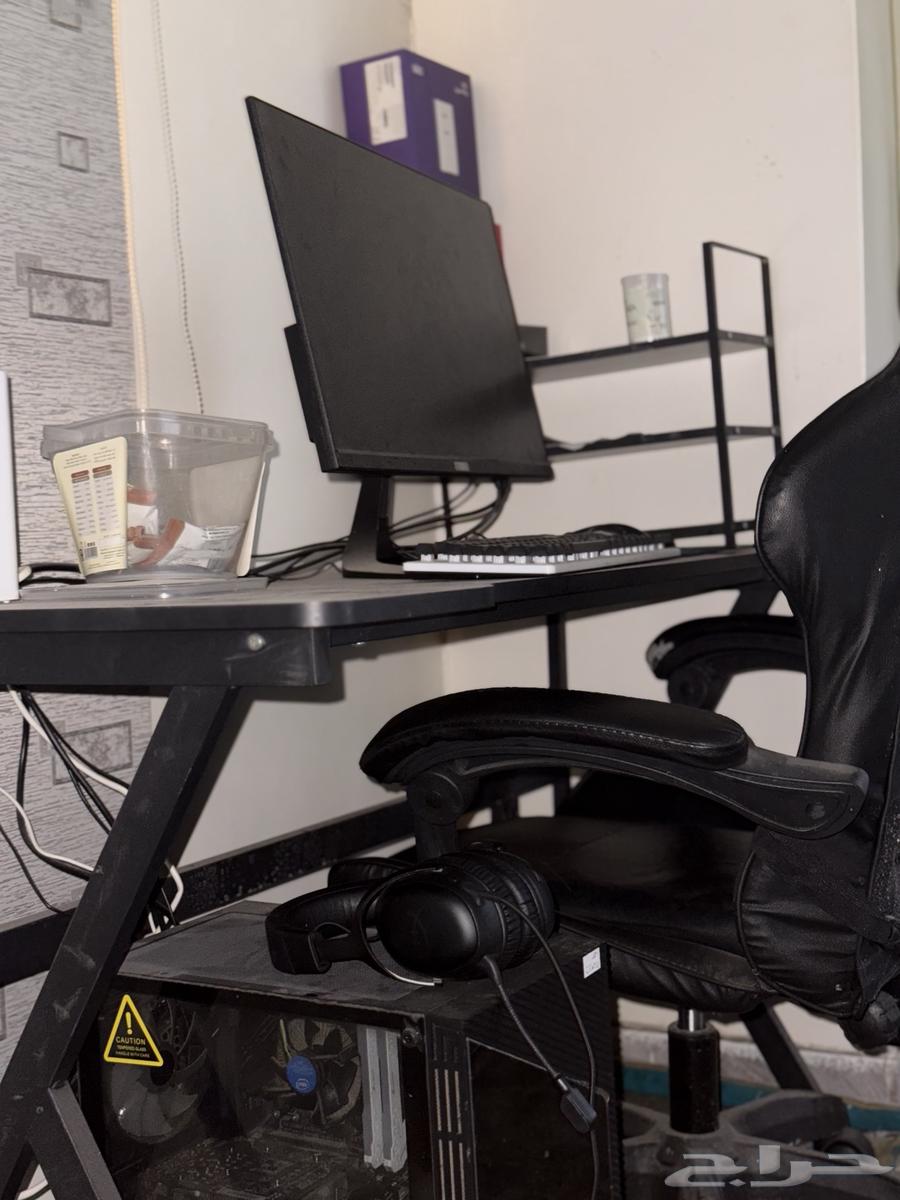 بي سي جديد استعمال قليل للبيع64380765079939110