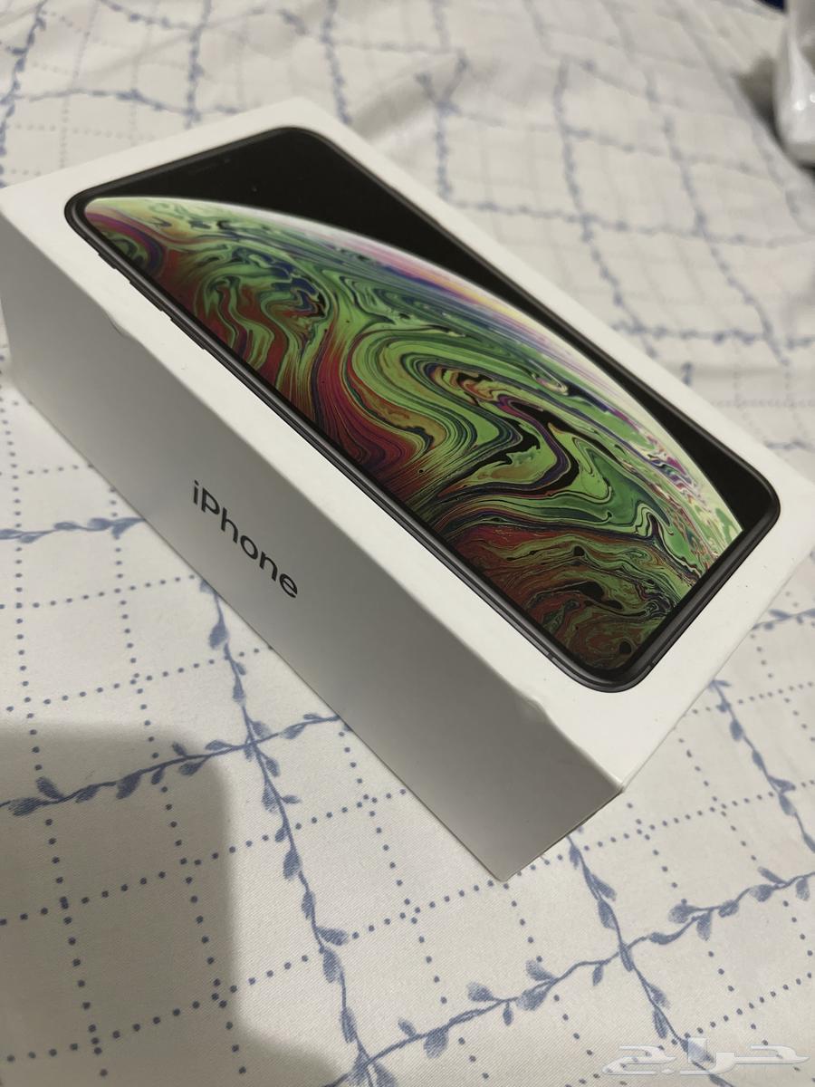 iPhone XS MAX in excellent condition, never left my hand, black 64 GB64391405142147112