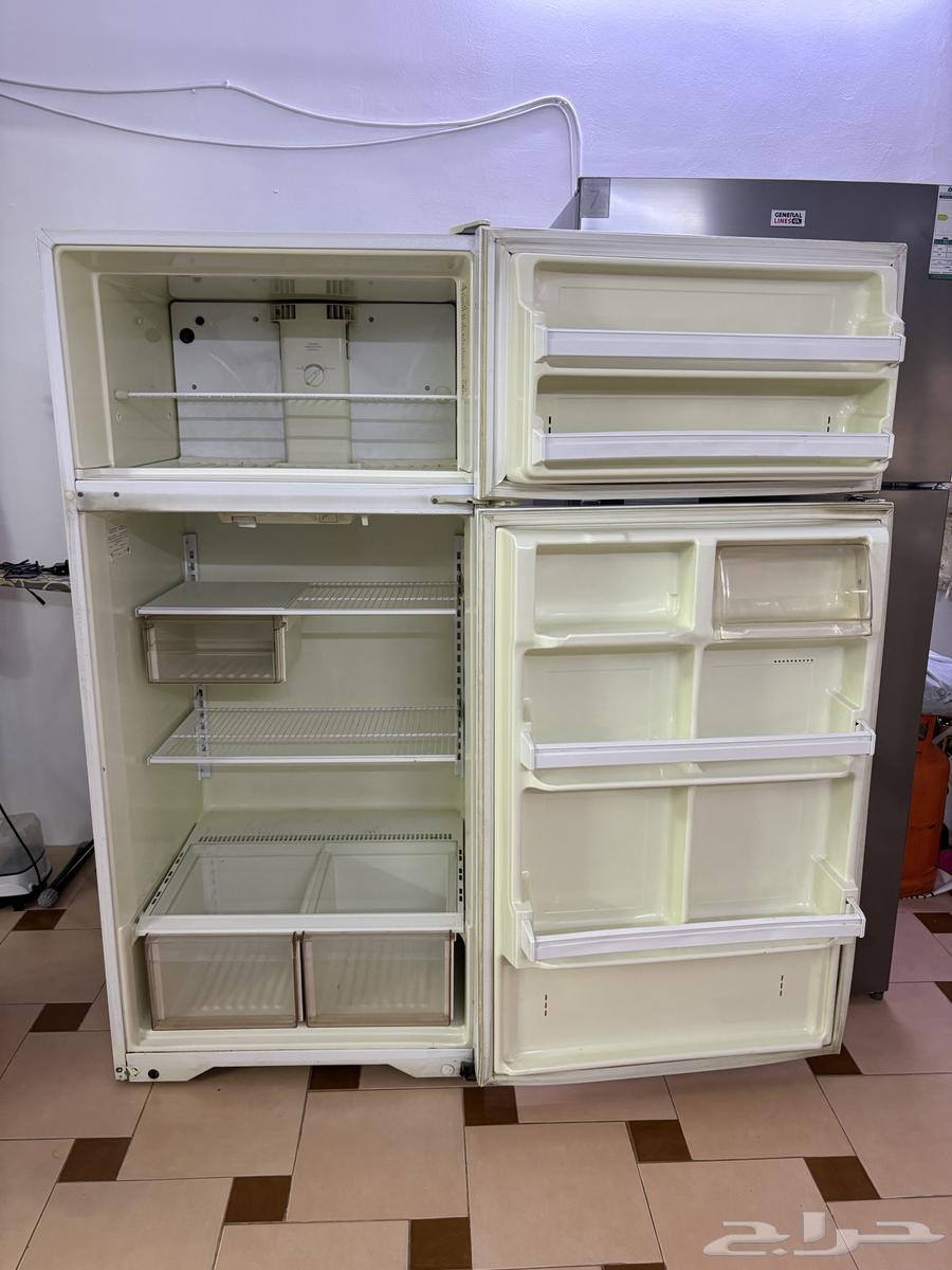 ثلاجة جيدة للبيع المطلوب 500 و قابل للتفاوض64387732223746113