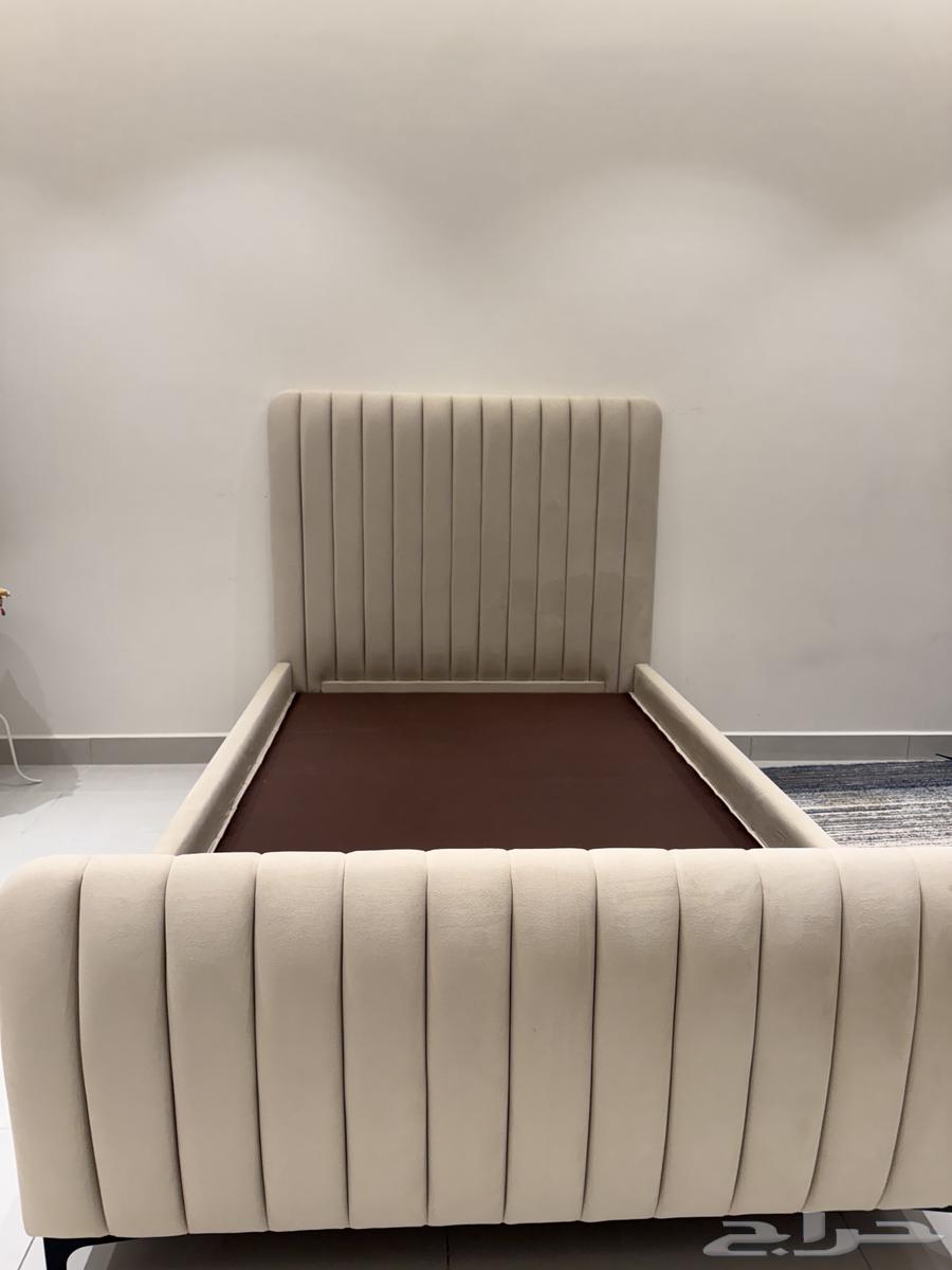 للبيع سرير فاخر مودرن64382887175427111