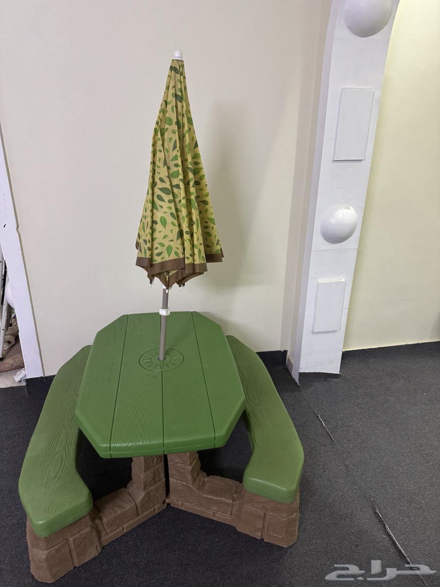 Children's table64392333435651113