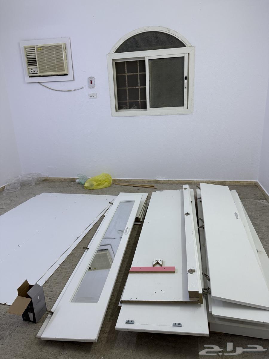 دولاب للبيع مع ستاره هديه64386138373761113