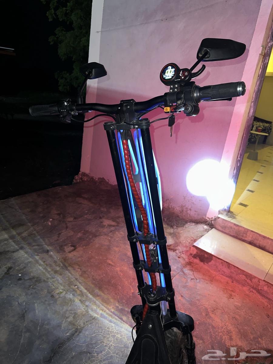 سكوتر العملاق كهربائي64384703065218113