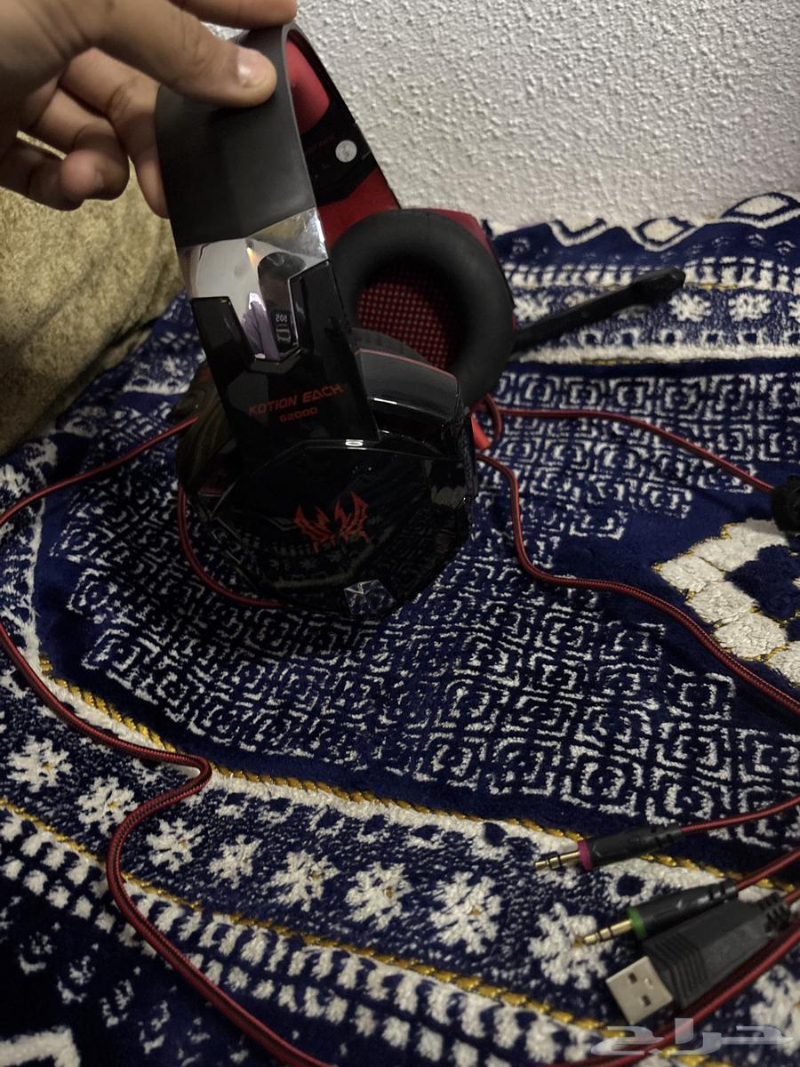 Used Kushan IH earphones, clean and without any damage64385453136641113