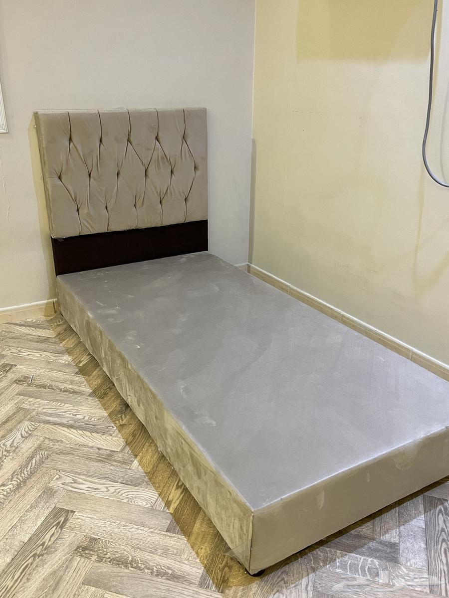 Two single beds available, each for 300 with mattresses64379311803523111