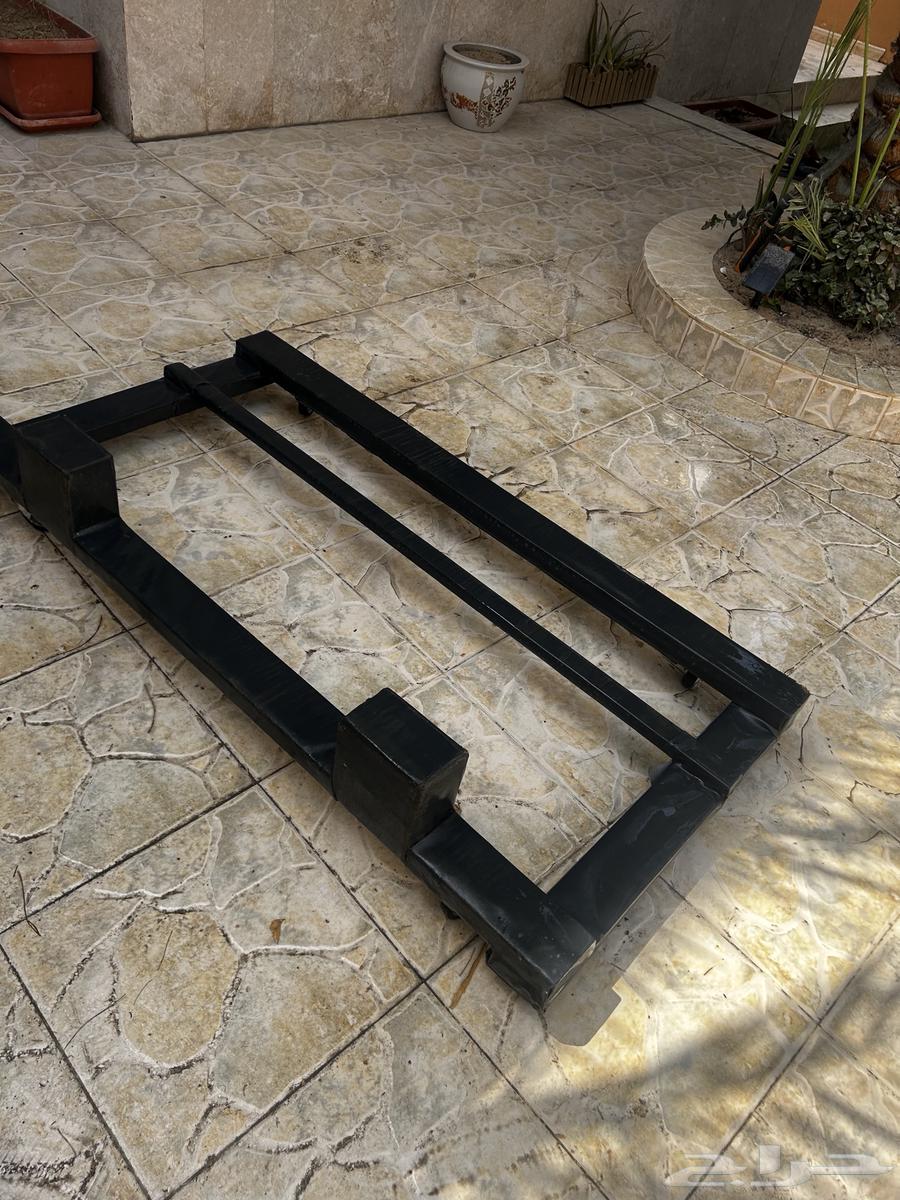 أنا عندي إستاند حق السقف حق الجيب معرض في 250sr64528323222402112