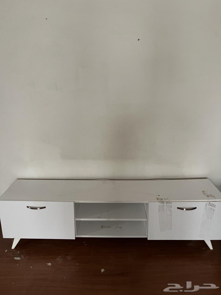 طاولة تلفزيون64390747646467110