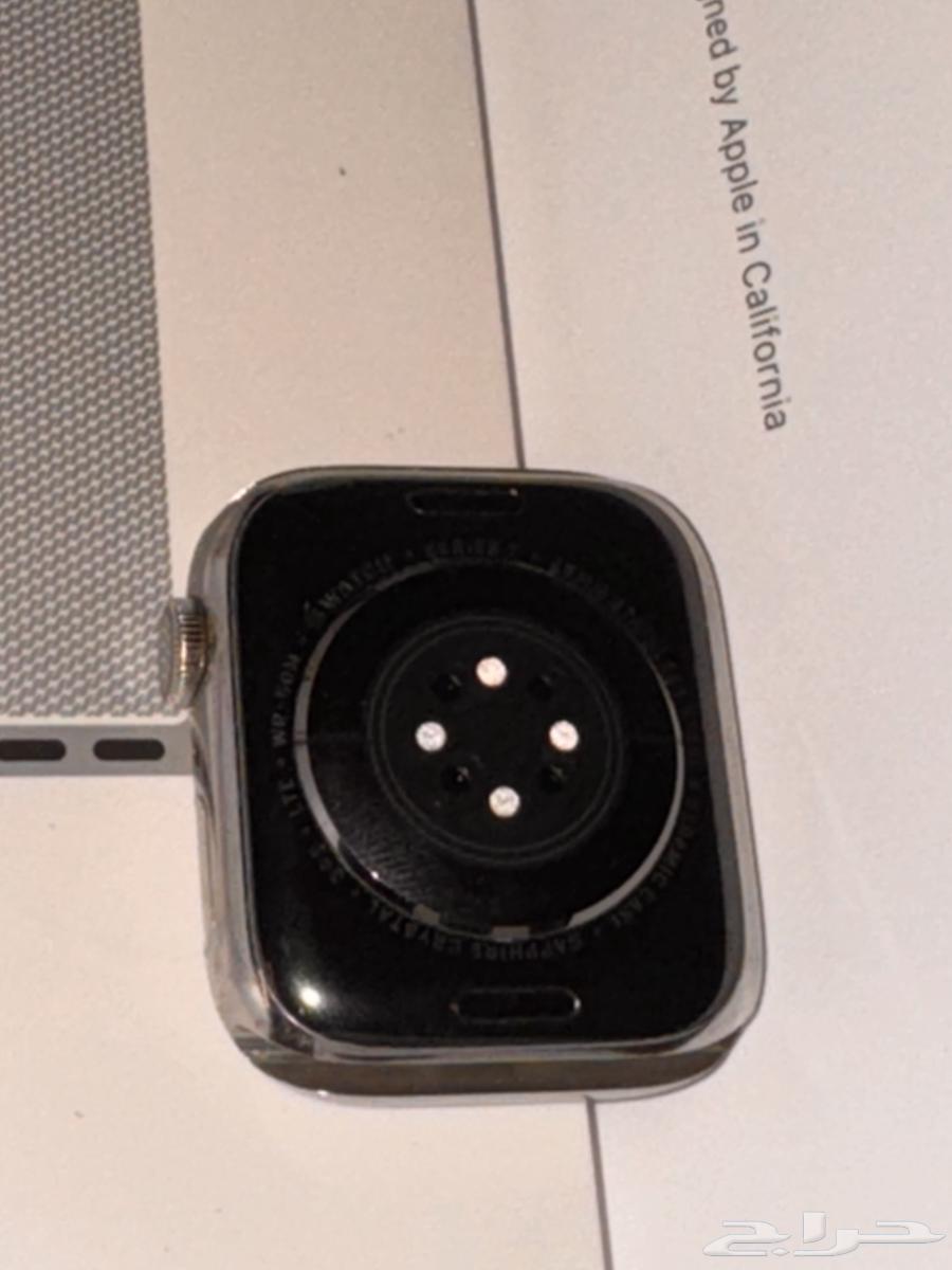 ساعة ابل الاصدار السابع ( ستانلس ستيل ) شبه جديدة مقاس (45)64389488237955110