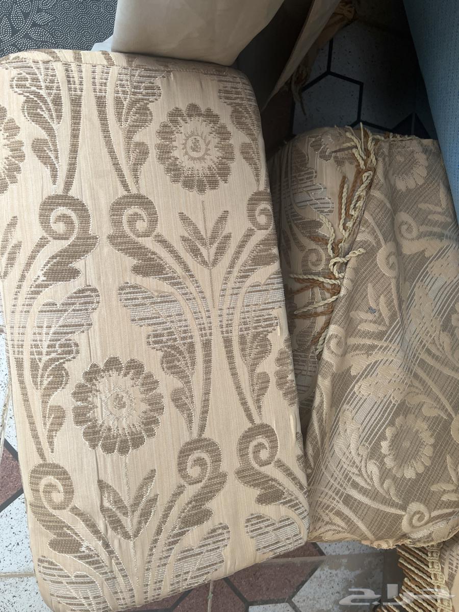 كنب للبيع شبه حديد64387438995202112