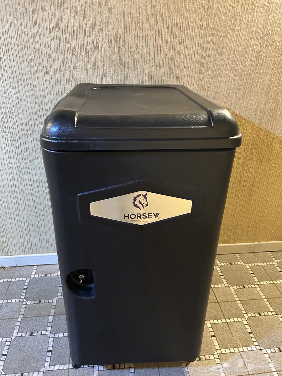 صندوق سرج الحصان الصلب64391480921730113