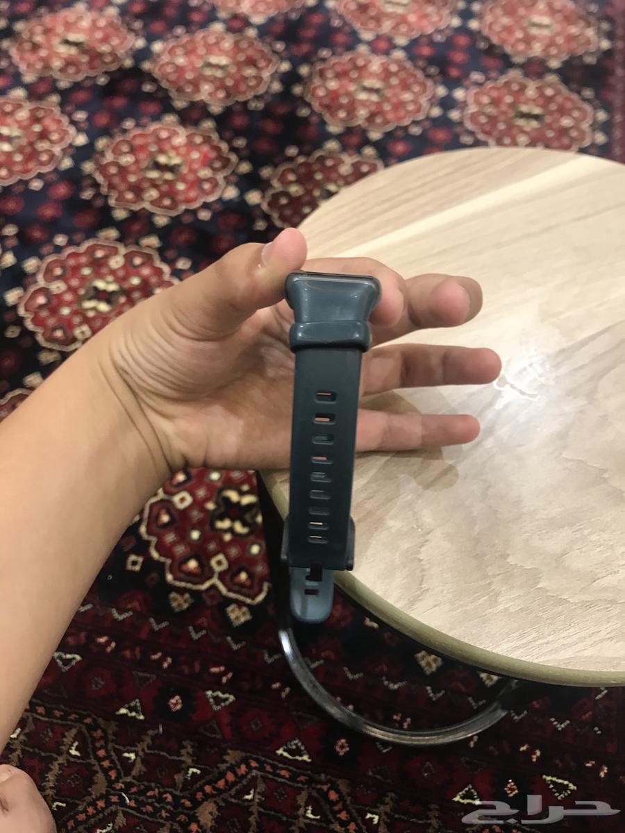 ساعة هواوي باند 6 نظيفة مع كل الملحات64386697133186113