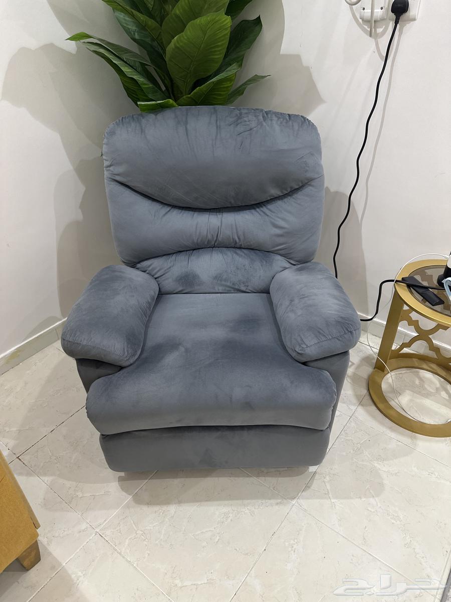 كرسي شازلونج شبه جديد استخدام بسيط جدا64388120985731111