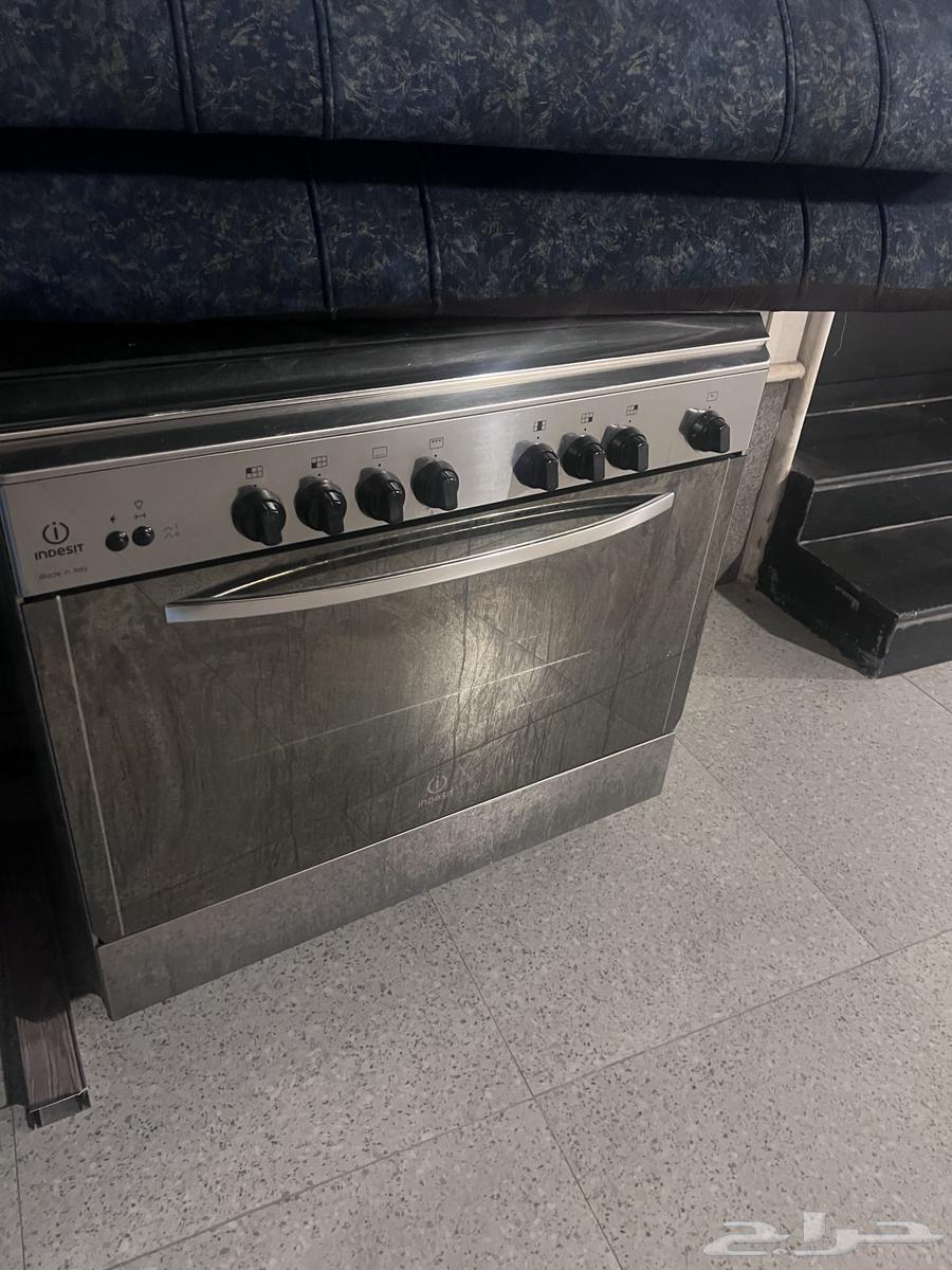 عندي بوتجاز ودولاب مطبخ للبيع64392264306946110