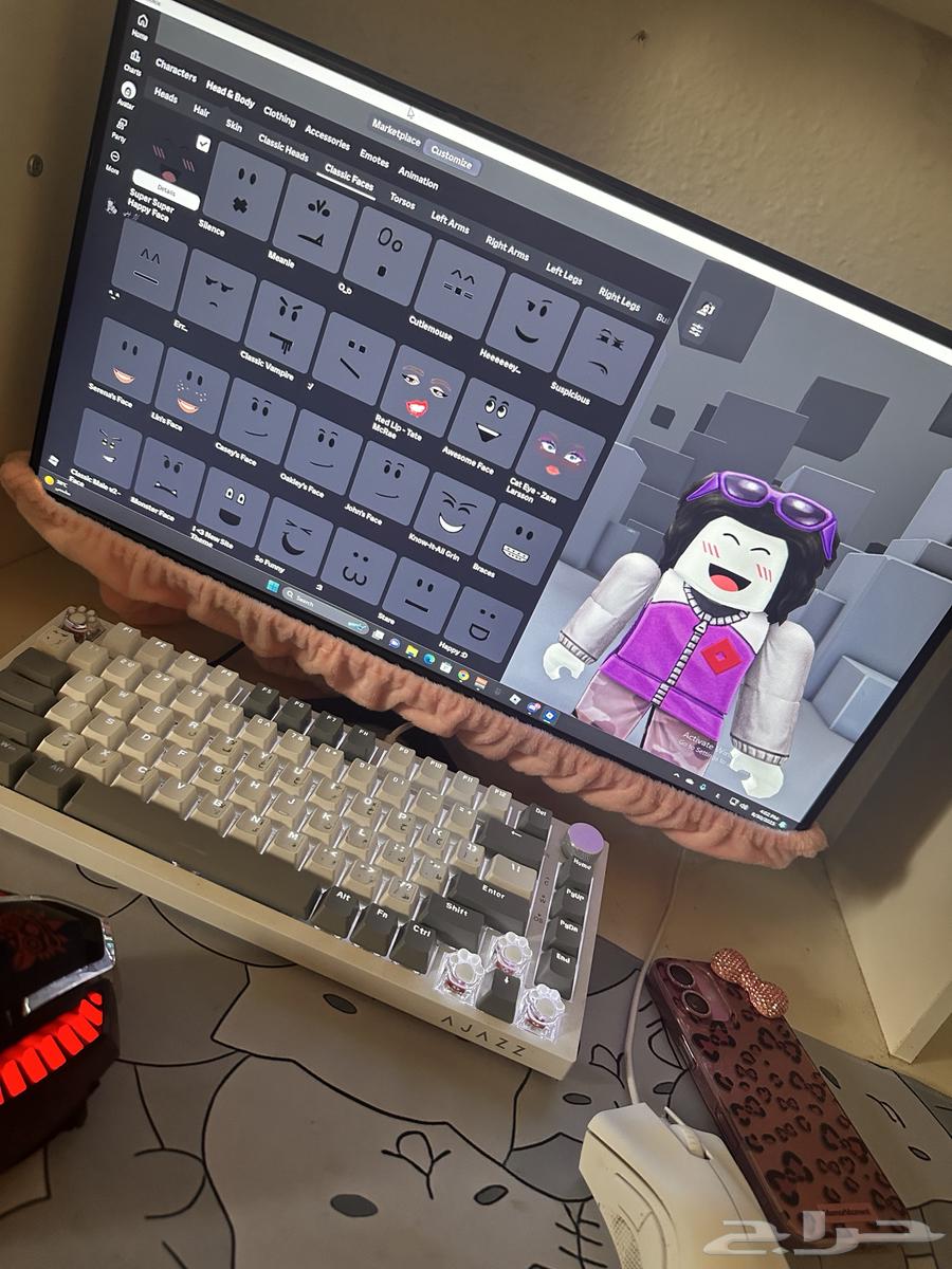 سوبر هابي فيس super happy face Roblox64385411818753111