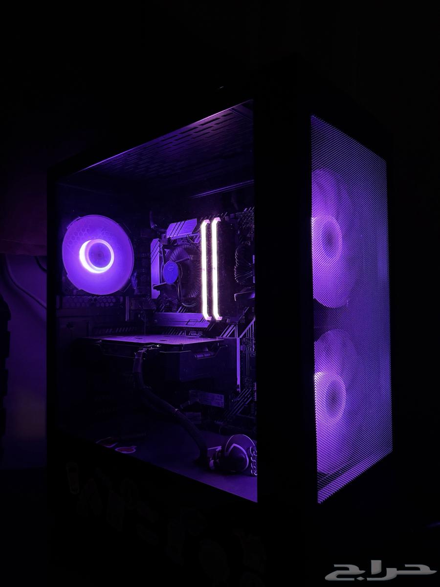 مع شاشتين وماوس قلوريس وكيبورد ريد دراقونPC بي سي للبيع64382873643522110