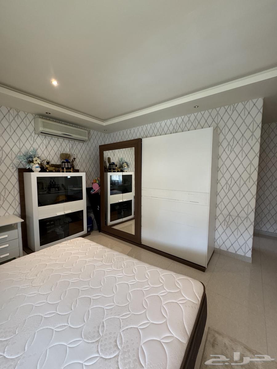 غرفة نوم متكاملة للبيع استعمال نظيف64382418630402113
