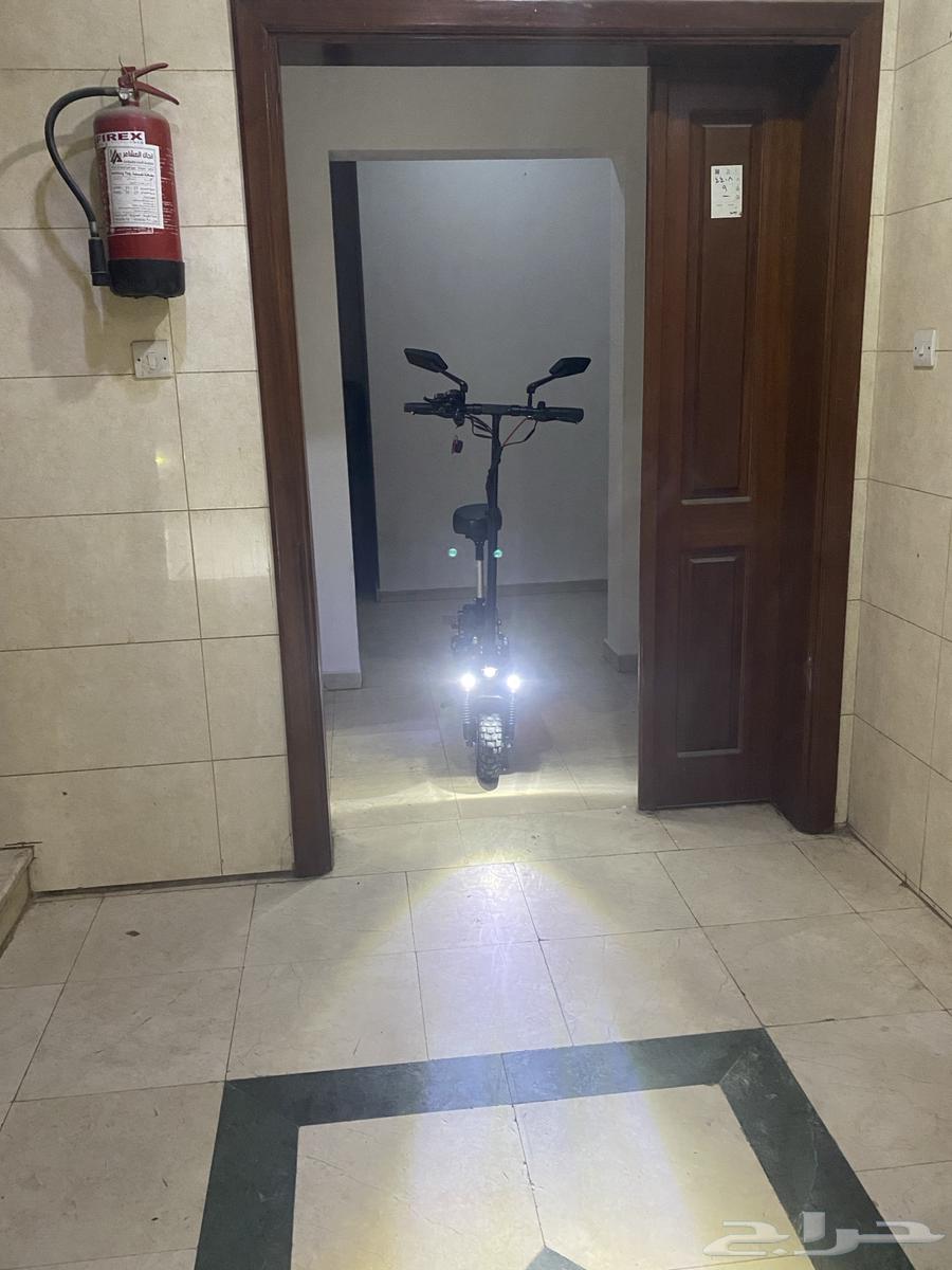 سكوتر الوحش المطور شبه جديد معدل64391480859010111