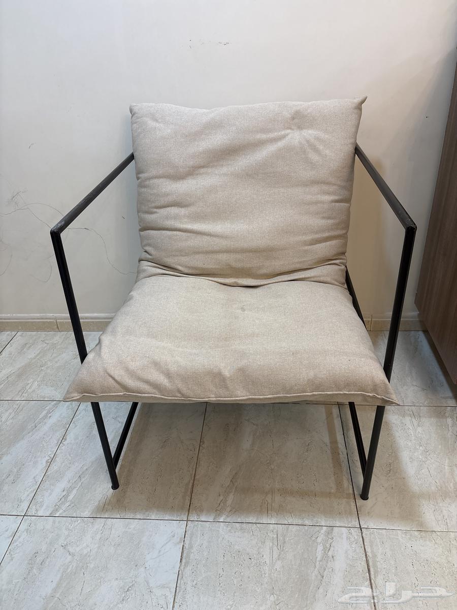 Clean sofa, used for one and a half years, comes with a chair64379588024321114