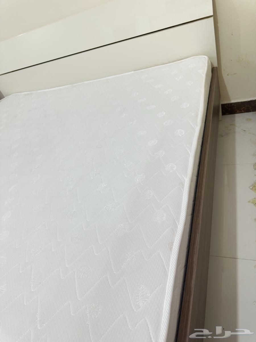 سرير مع مرتبة جديد64378658502273111