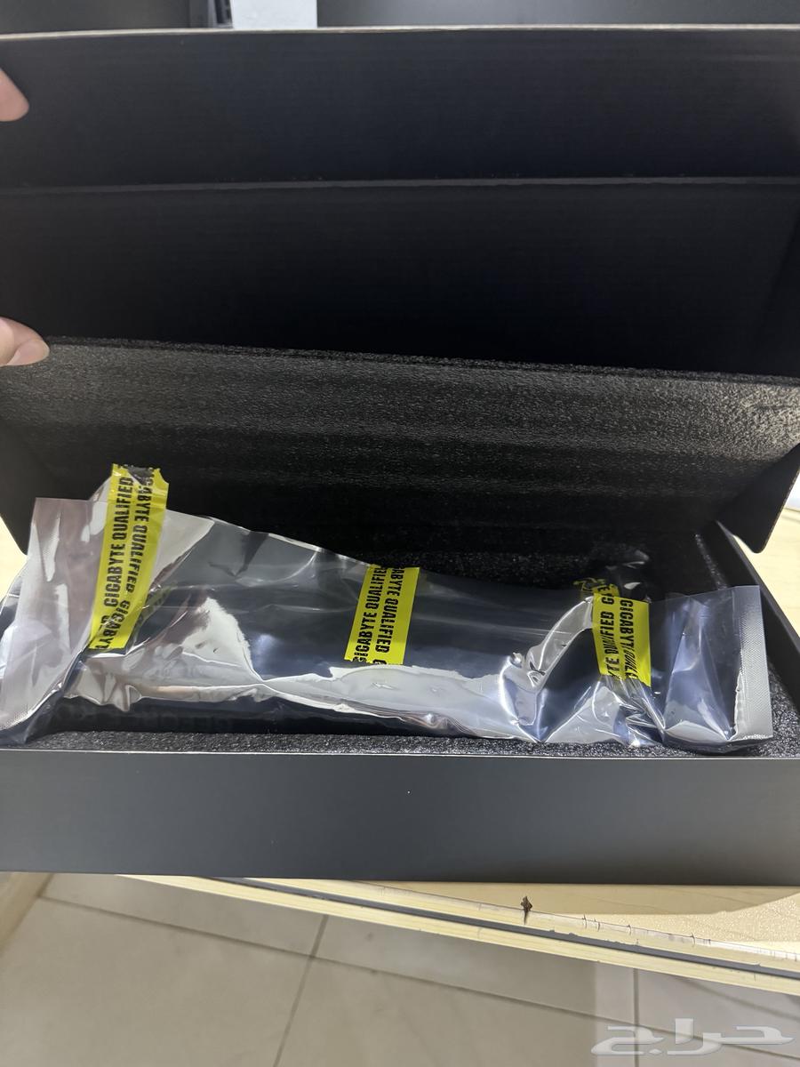 RTX 4060 Eagle OC 8GB card64380058622722110