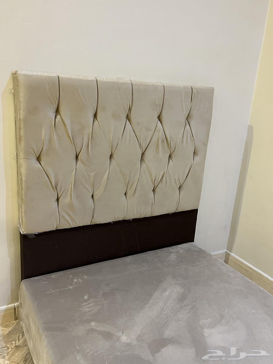 Two single beds available, each for 300 with mattresses64379311803523110