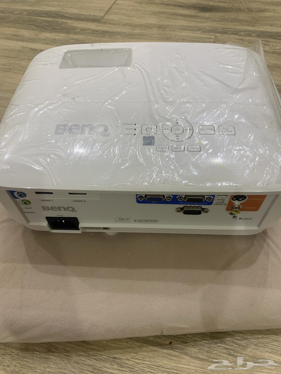 بروجكتر للبيع بجميع ملحقاته64383774521090111