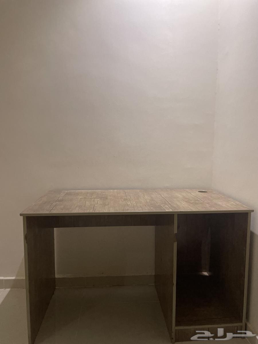 طاوله للبيع مستعمل نظيف64378266604675112