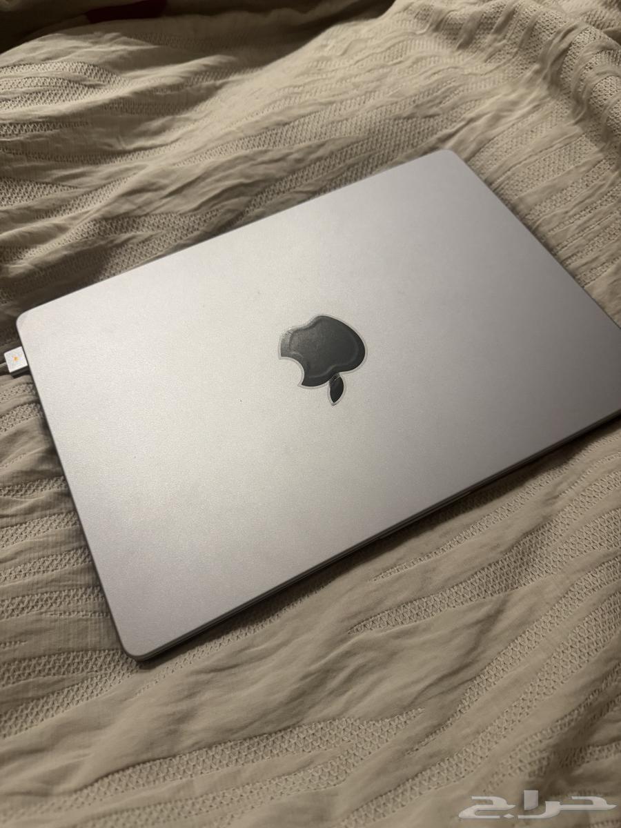 ماك بوك برو للبيع64385036082433110