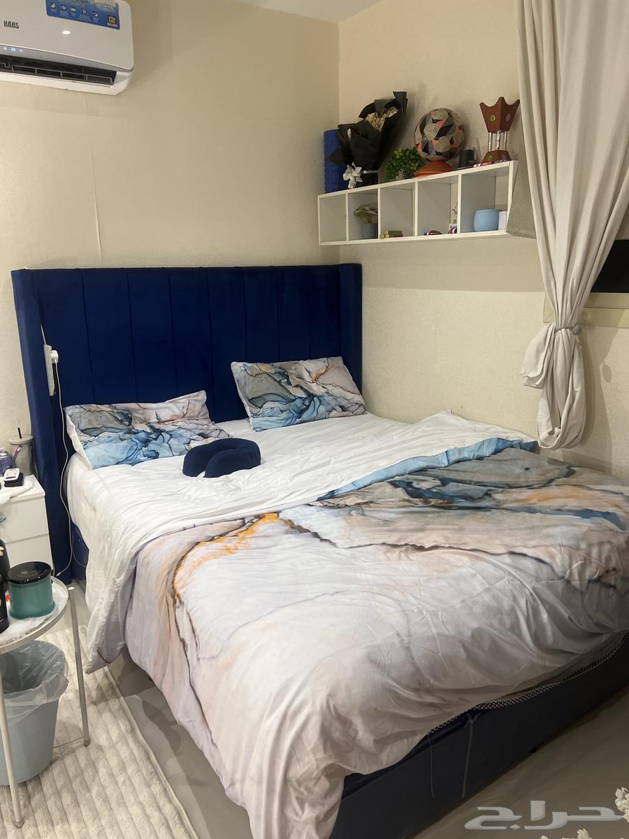 سرير نفرين بلون ازرق غامق64378164289411110