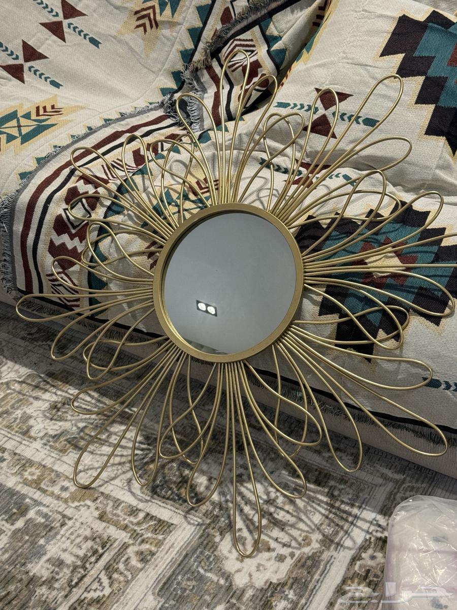 Coffee Tables, Mirror, and Wall Art64387173995267112