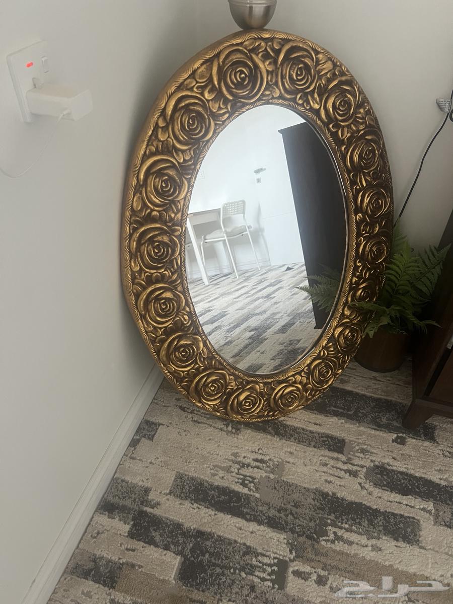 كنبة سرير ومرايا كلاسيك64386165941634112