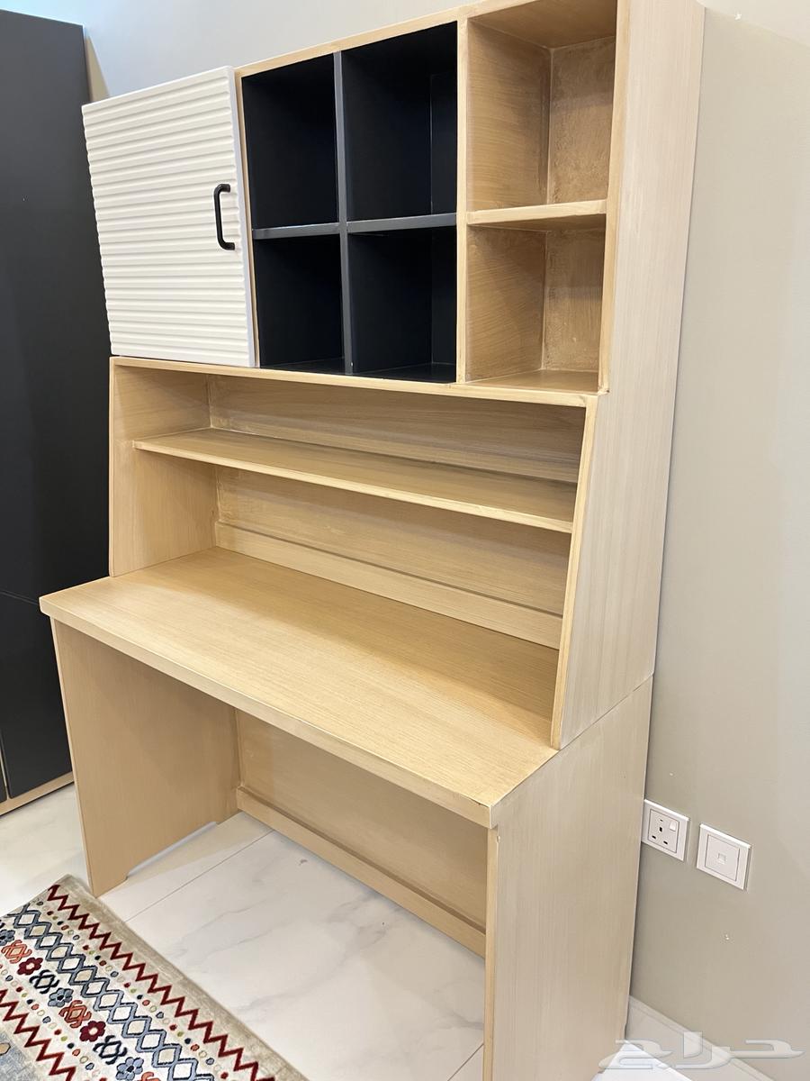 مكتب دراسي جديد للبيع .64383981281027110