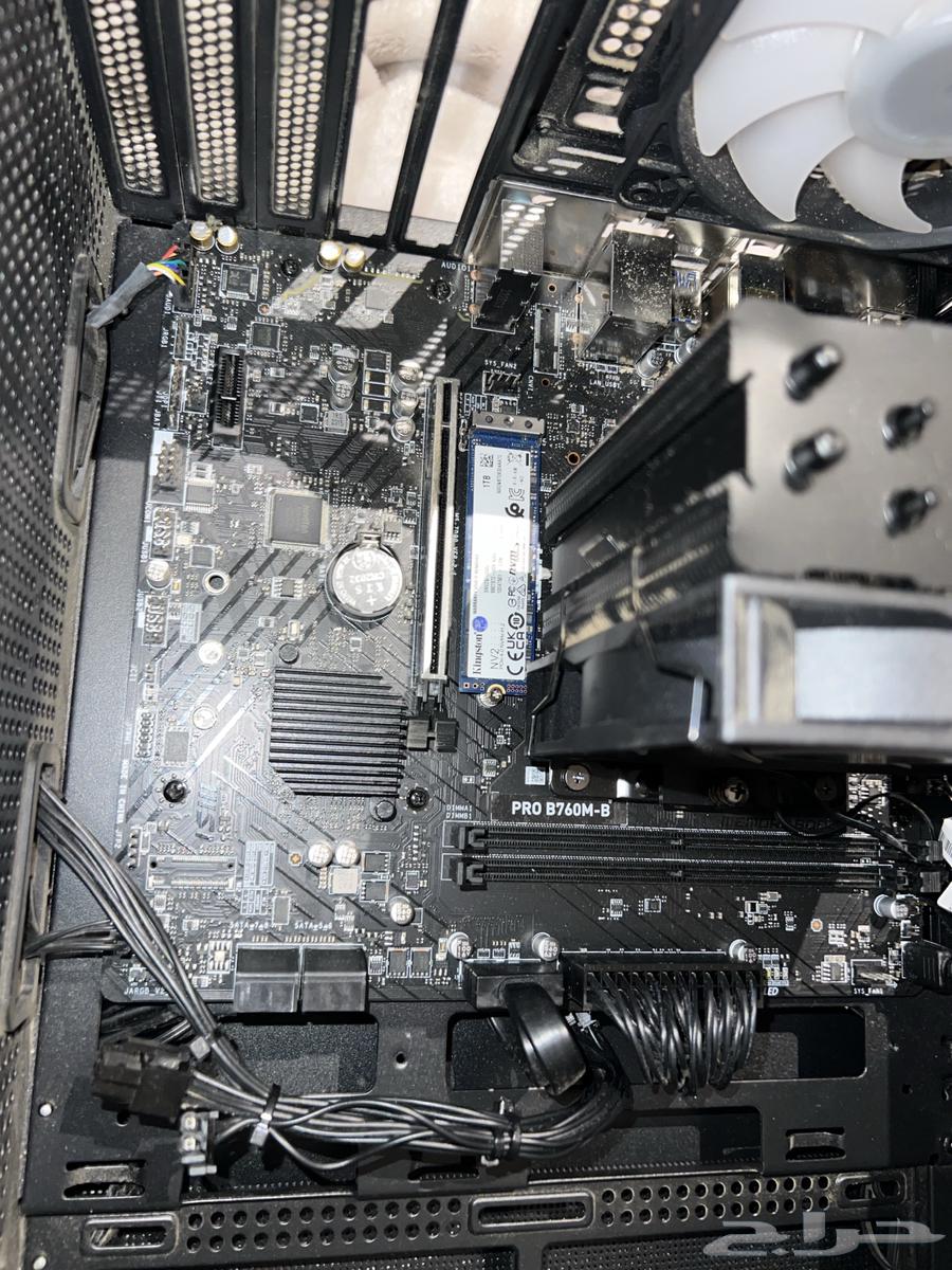 للبيع بي سي بدون رام و بدون كرت شاشة64384758799619114