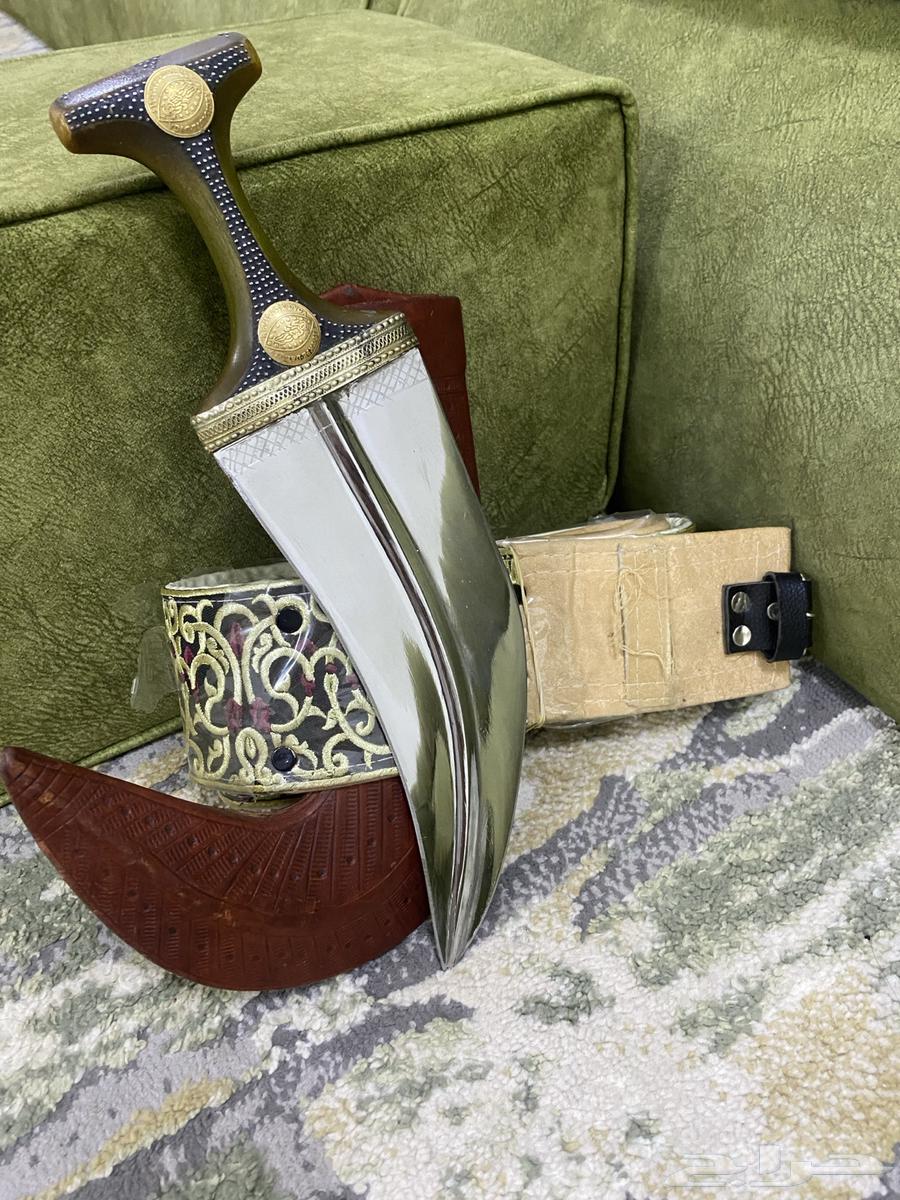 صنعاني قرن سيمت ب400 والبيع قريب64389128065154112