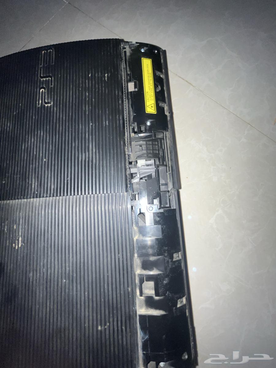 Sony 3 for sale, in good condition but missing the plastic on the right and left sides64390569031171111