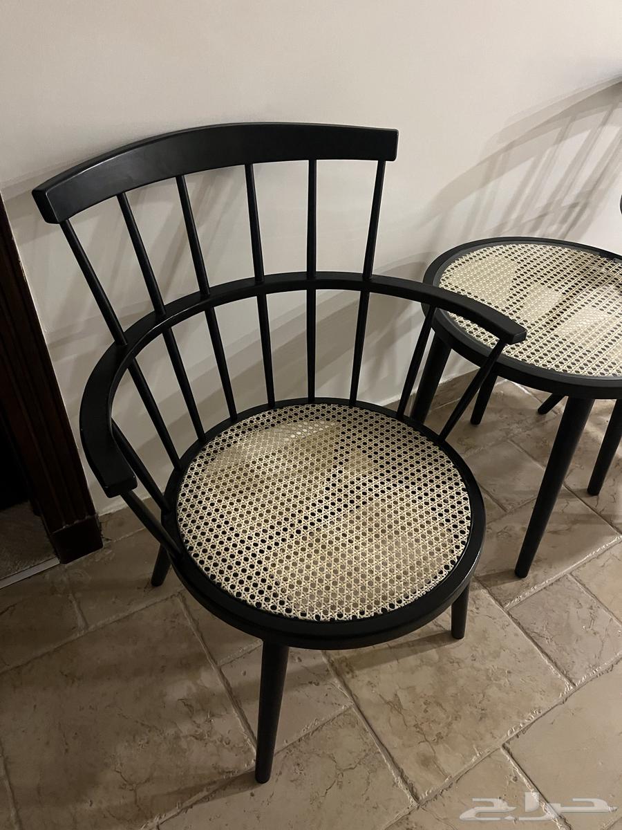 Table and Chairs - Home Center64387829687681111