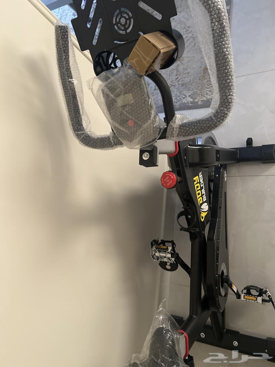 A new bicycle that has not been used with its papers64382734642051110