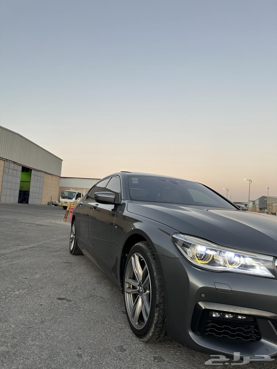 بي ام موديل 2016 فل كامل سقف نجوم 750 كتM64537546503043111