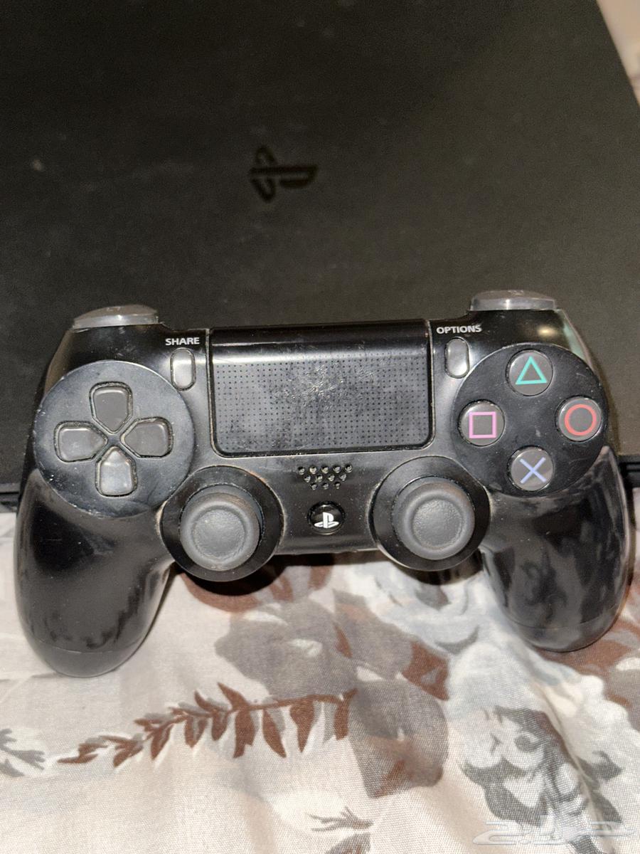 Sony 4 new, used for 8 months, with code strip64388894745731112