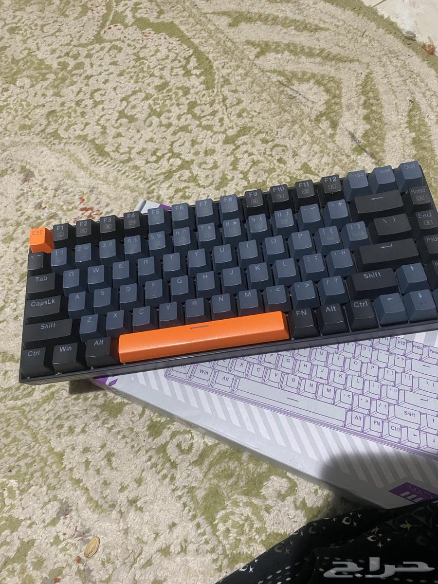 للبيع كيبورد قيمنق سويتش احمر64392114526977112